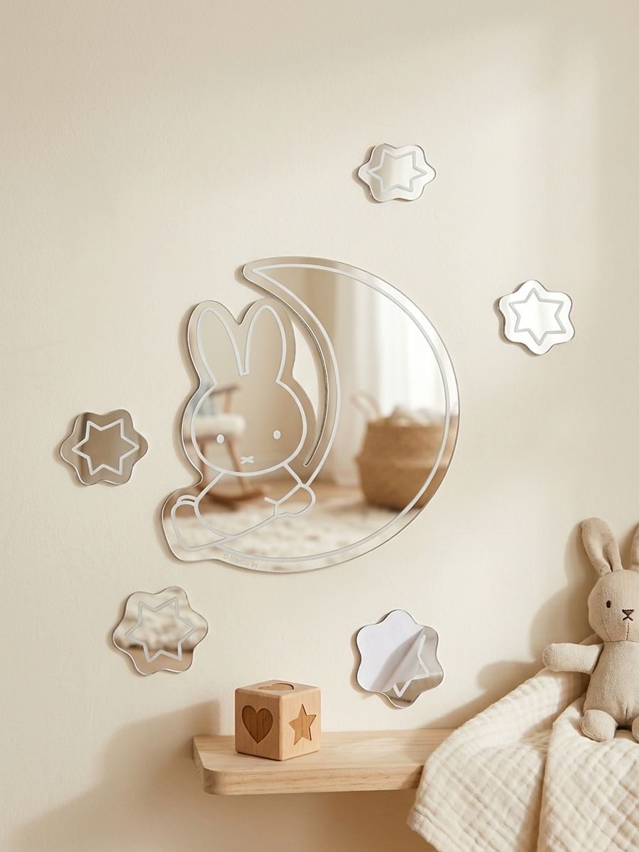 Set de oglinzi de perete Miffy 6 pack Set de oglinzi de perete Miffy 6 pack - clear - SINSAY