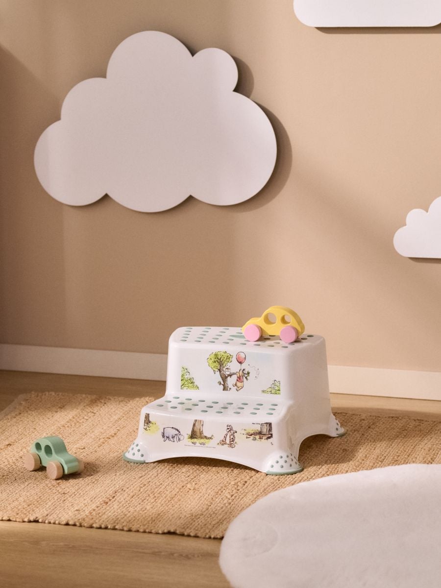 Taburet pentru copii Winnie the Pooh Taburet pentru copii Winnie the Pooh - alb - SINSAY