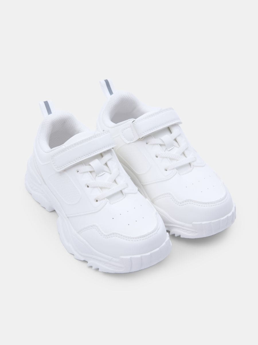 Pantofi sport din piele ecologică - alb - SINSAY