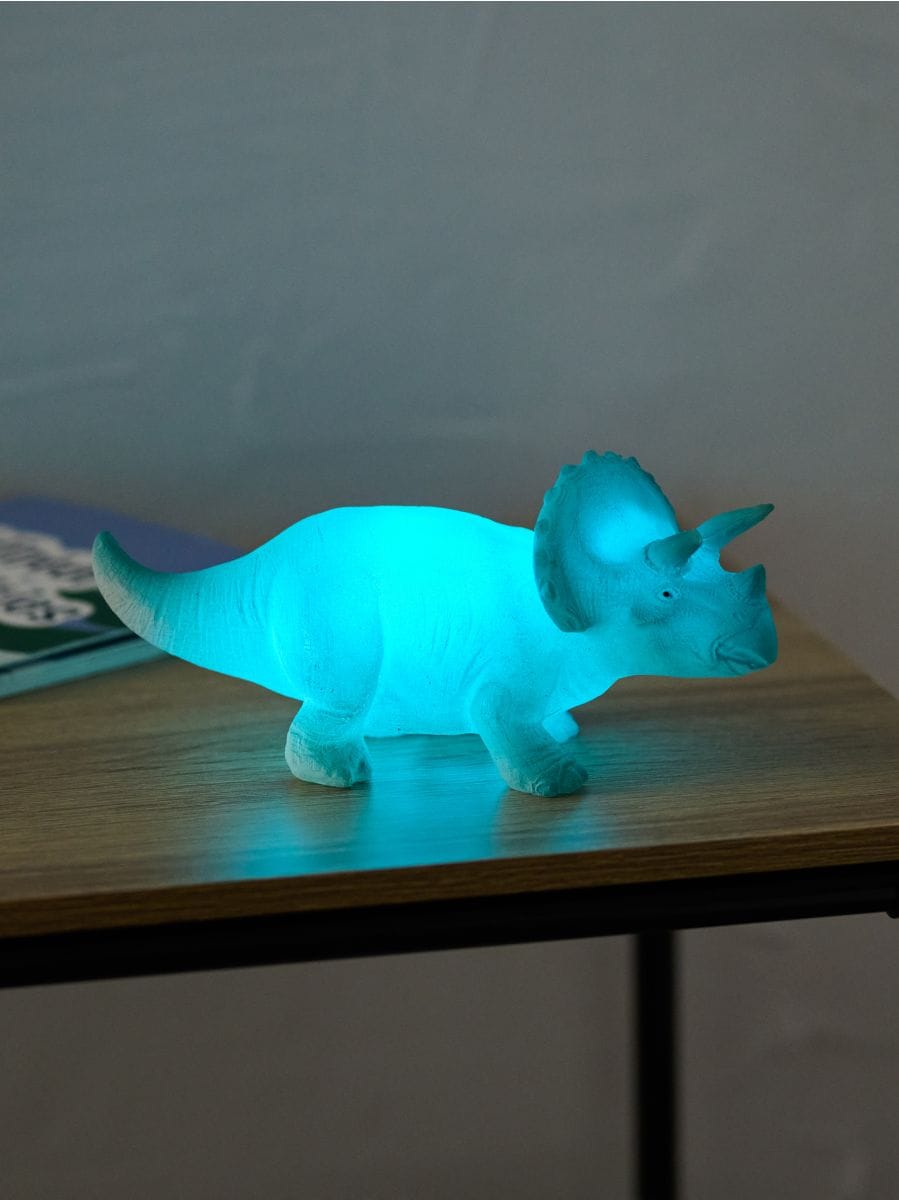 Dětská noční LED lampička ve tvaru dinosaura Dětská noční LED lampička ve tvaru dinosaura - světle modrá - SINSAY