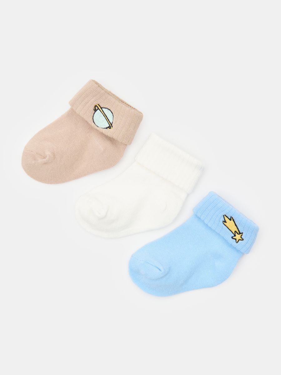 Șosete lungi cu broderie 3 pack Șosete lungi cu broderie 3 pack - multicolor - SINSAY