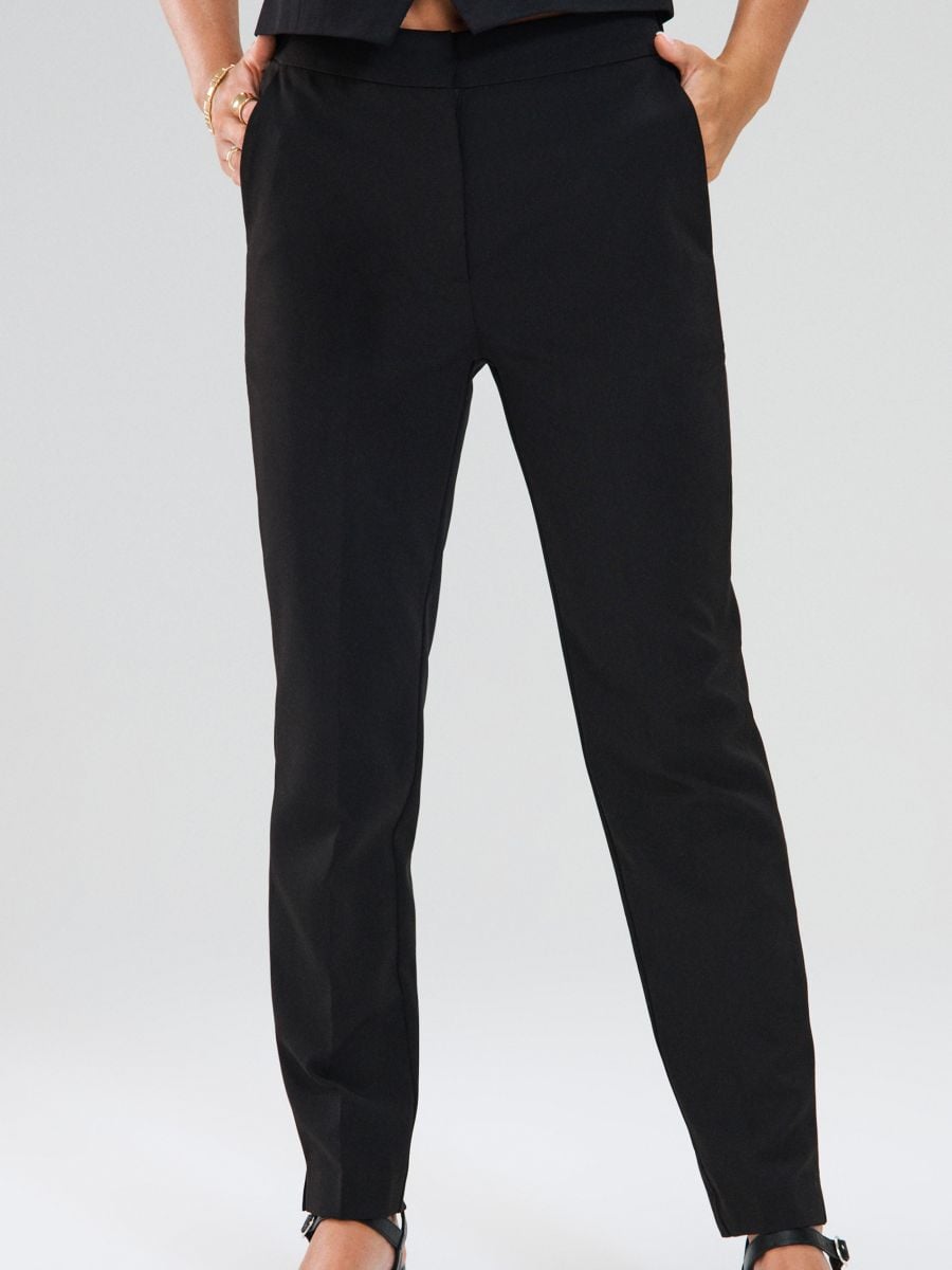 Eleganckie spodnie w kant - czarny - SINSAY