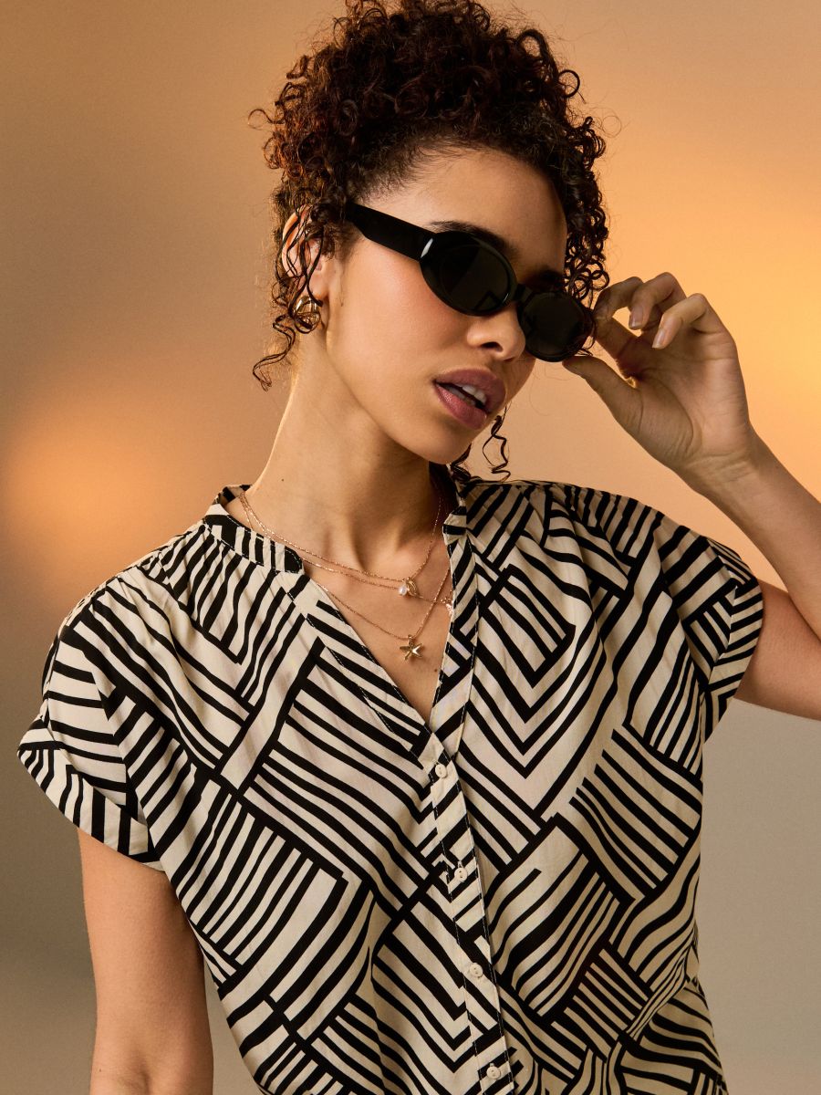 Ochelari de soare Ochelari de soare - negru - SINSAY