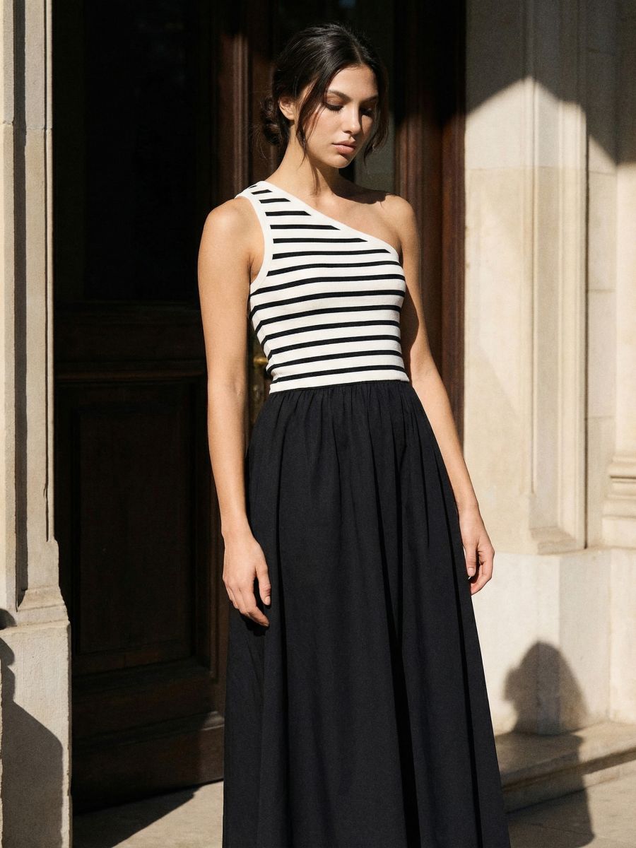Rochie pe un umăr cu buzunare din țesături mixte Rochie pe un umăr cu buzunare din țesături mixte - negru - SINSAY