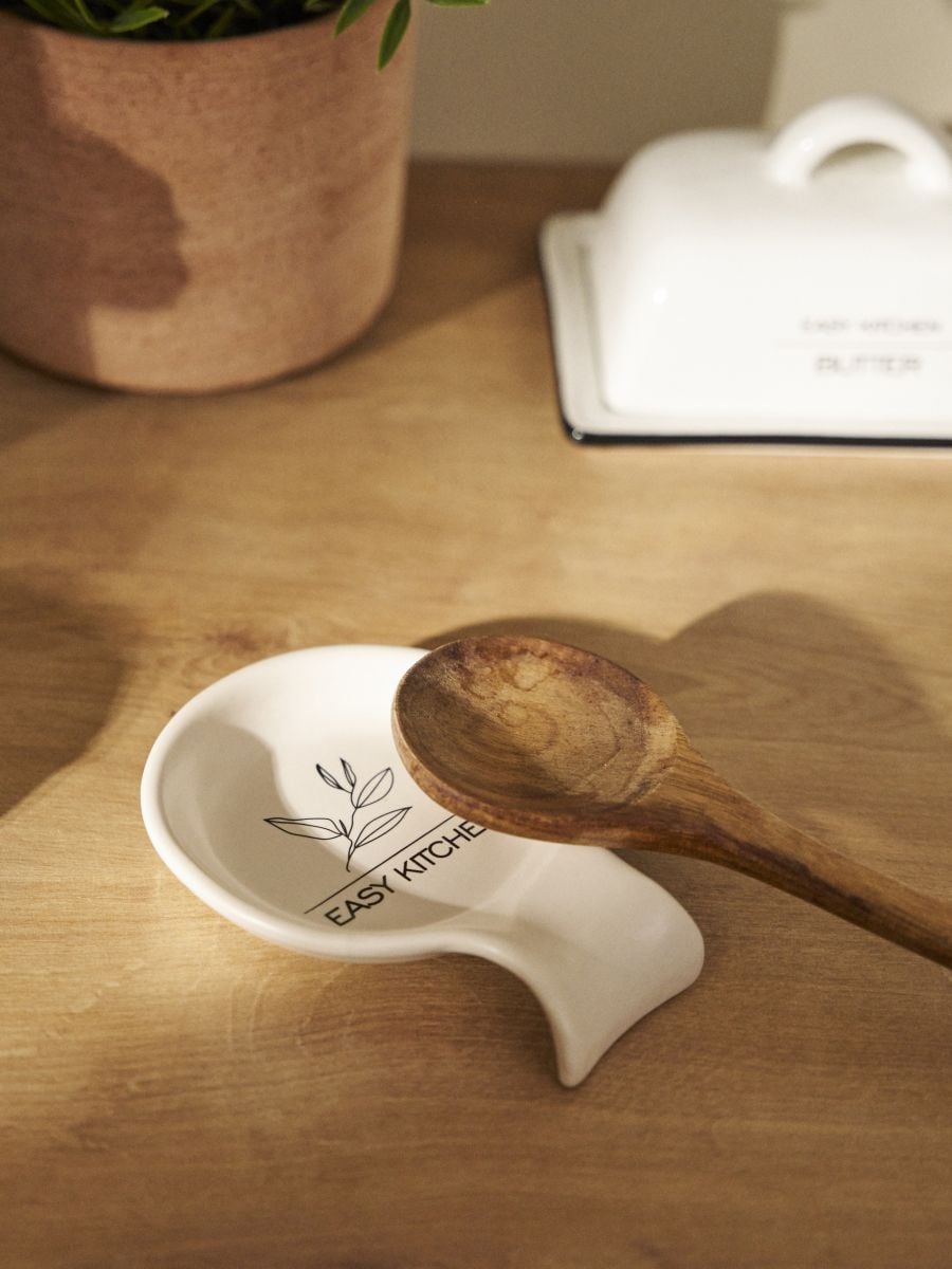 Suport pentru lingură cu imprimeu vegetal - crem - SINSAY
