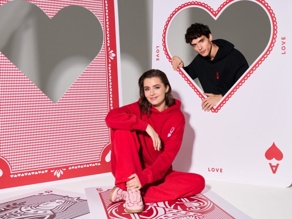 Cauți inspirație pentru Ziua Îndrăgostiților? Descoperă cadouri valentines day pentru ea la prețuri accesibile!